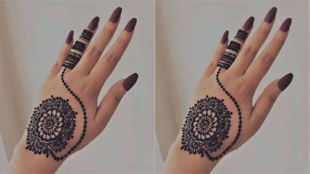 Elaborate Finger Mehndi Design