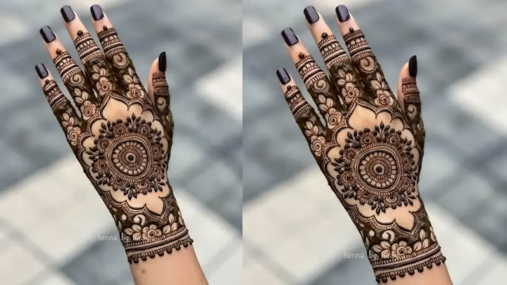 Circle Intricate Mehendi Designs