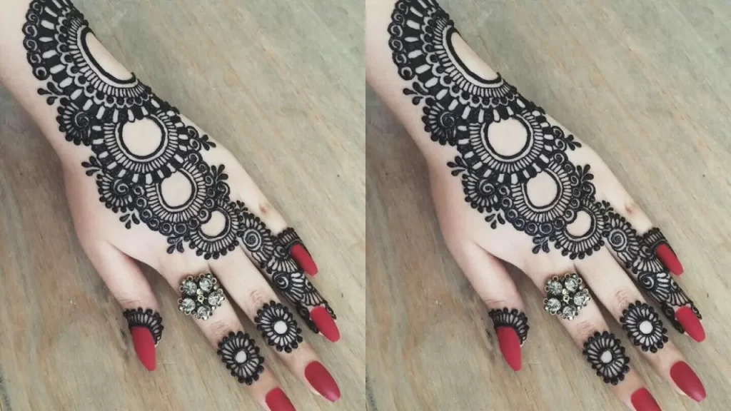 Rajasthani Mirror Work Mehndi Design